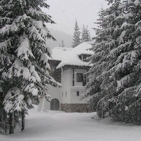 Hanul Haiducilor Obarsia-Lotrului Exterior foto