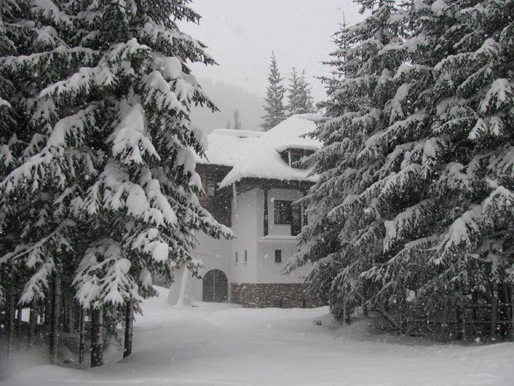 Hanul Haiducilor Obarsia-Lotrului Exterior foto